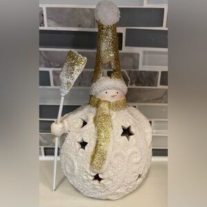 Yankee Candle White Glittered Snowman with Shovel Star Cut Outs